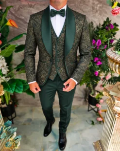 Costum de ceremonie verde cu insertii aurii, set: 4 piese - C5618